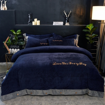 91家纺网 家纺一手货源 找家纺 欧冠家纺 2018秋冬美式宝宝绒绣花水晶绒加厚四件套 蓝灰