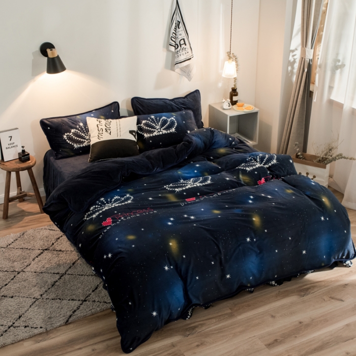 91家纺网 家纺一手货源 找家纺 绒世界 2018印花牛奶绒爆款四件套 皇冠