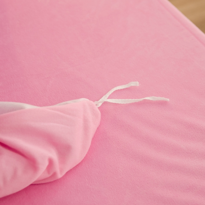 91家纺网 家纺一手货源 找家纺 欧冠家纺 2018印花牛奶绒爆款四件套 如梦花季