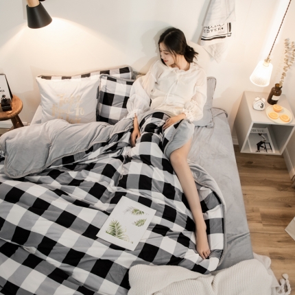 91家纺网 家纺一手货源 找家纺 欧冠家纺 2018印花牛奶绒爆款四件套 小房子