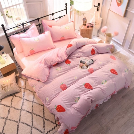 91家纺网 家纺一手货源 找家纺 （总）绒世界 2018秋冬印花牛奶绒爆款四件套第二版