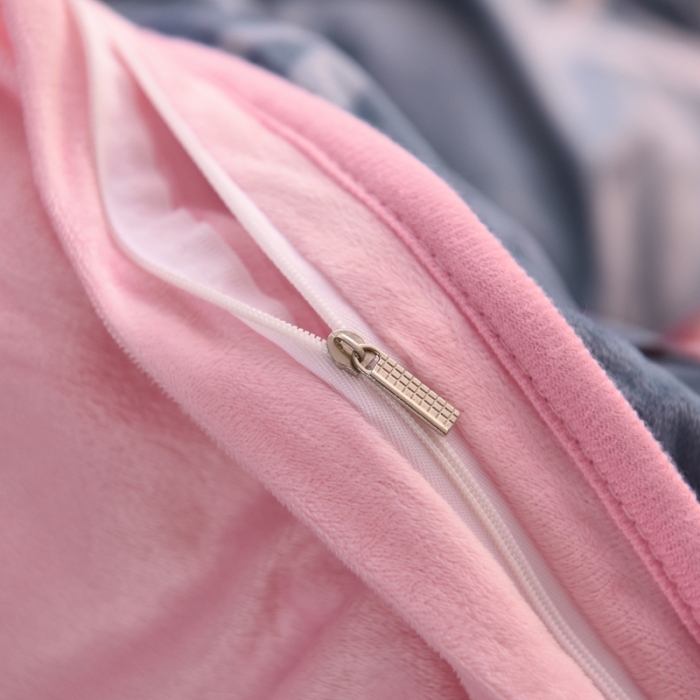 91家纺网 家纺一手货源 找家纺 绒世界 2018秋冬印花牛奶绒爆款四件套第二版 火烈鸟