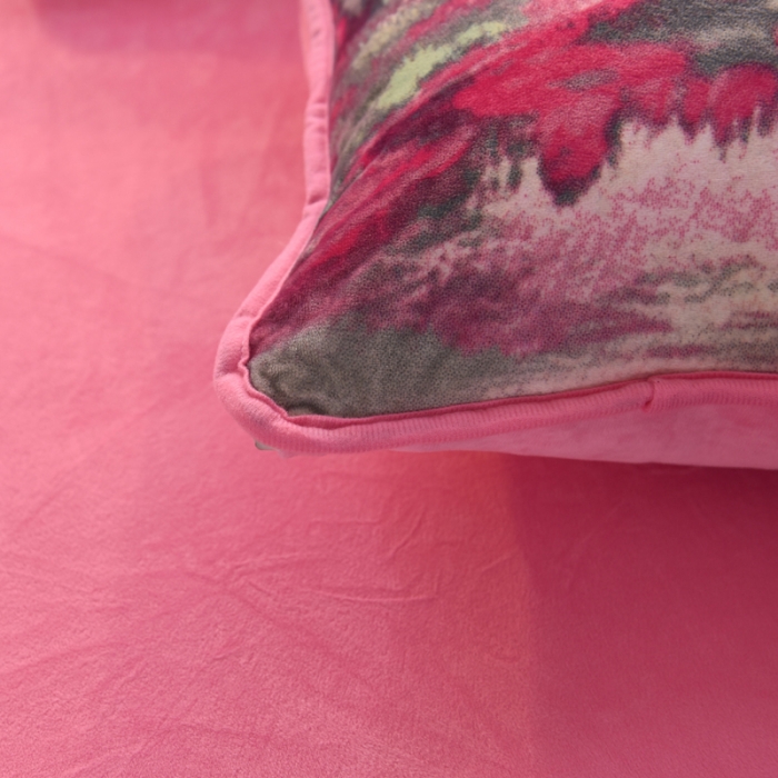 91家纺网 家纺一手货源 找家纺 绒世界 2018秋冬印花牛奶绒爆款四件套第二版 如梦花季