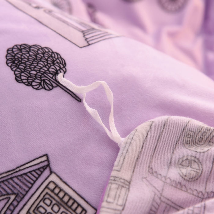 91家纺网 家纺一手货源 找家纺 绒世界 2018秋冬印花牛奶绒爆款四件套第二版 小房子