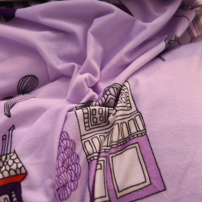 91家纺网 家纺一手货源 找家纺 绒世界 2018秋冬印花牛奶绒爆款四件套第二版 小房子