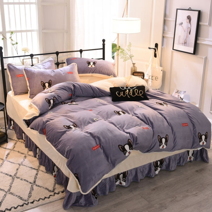 91家纺网 家纺一手货源 找家纺 绒世界 2018秋冬印花牛奶绒爆款四件套第二版 小狗