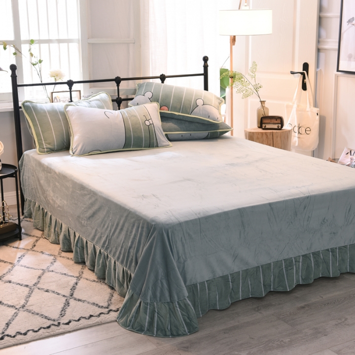 91家纺网 家纺一手货源 找家纺 绒世界 2018秋冬印花牛奶绒爆款四件套第二版 小雨伞