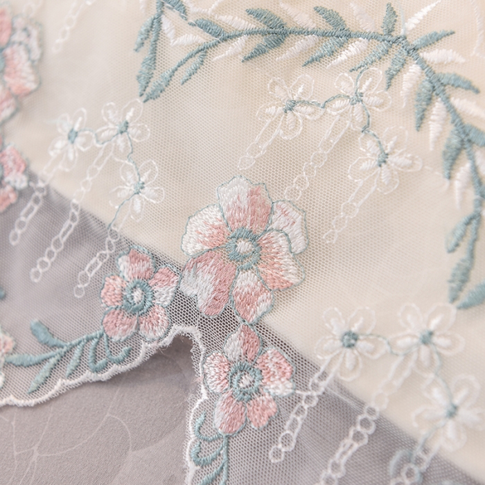 91家纺网 家纺一手货源 找家纺 欧冠 2019新品玫瑰秘密系列四件套床裙款玫瑰秘密+白灰