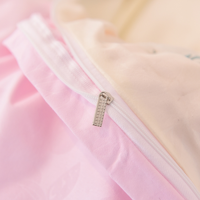 91家纺网 家纺一手货源 找家纺 欧冠 2019新品玫瑰秘密系列四件套床裙款玫瑰秘密-粉白