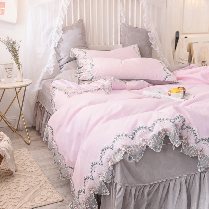 91家纺网 家纺一手货源 找家纺 欧冠 2019新品玫瑰秘密系列四件套床裙款玫瑰秘密-粉灰