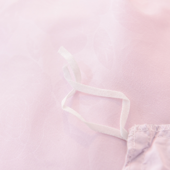 91家纺网 家纺一手货源 找家纺 欧冠 2019新品玫瑰秘密系列四件套床裙款玫瑰秘密-粉灰