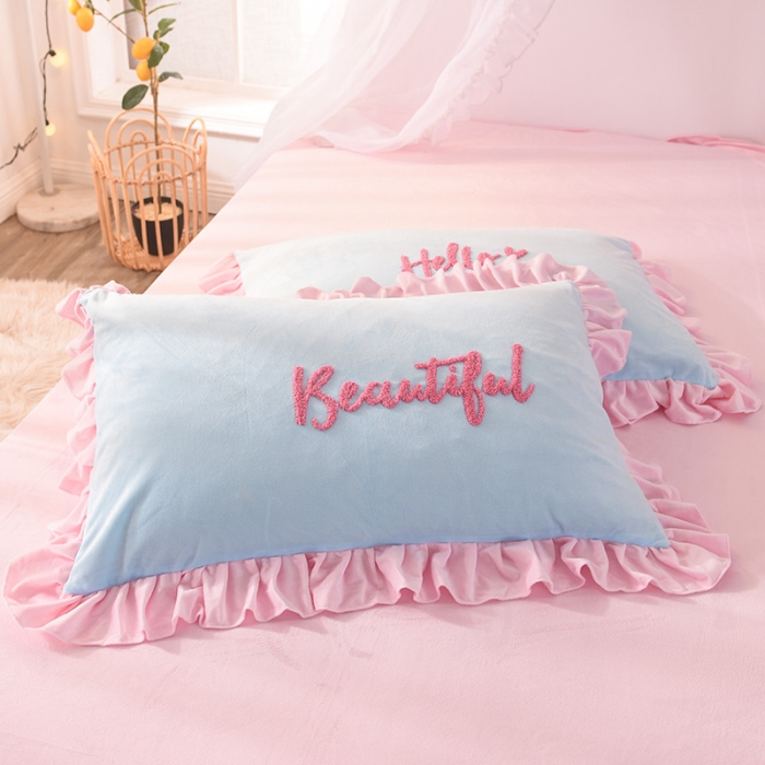 91家纺网 家纺一手货源 找家纺 欧冠2019水晶绒宝宝绒花边款和毛巾绣款四件套毛巾绣慕蓝粉