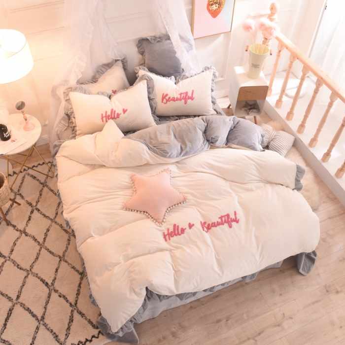 91家纺网 家纺一手货源 找家纺 绒世界 秋冬绒款花边款和毛巾绣四件套床单款 毛巾绣-灰白