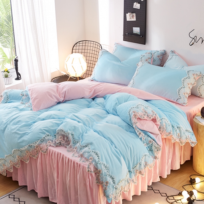 91家纺网 家纺一手货源 找家纺 绒世界 秋冬绒款花边款和毛巾绣四件套床裙款 花边款-慕蓝粉