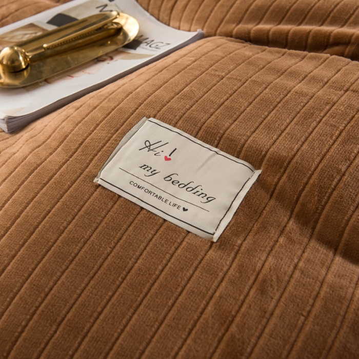 91家纺网 家纺一手货源 找家纺 欧冠 2019提花法莱绒加贝贝绒加厚四件套 卡其白