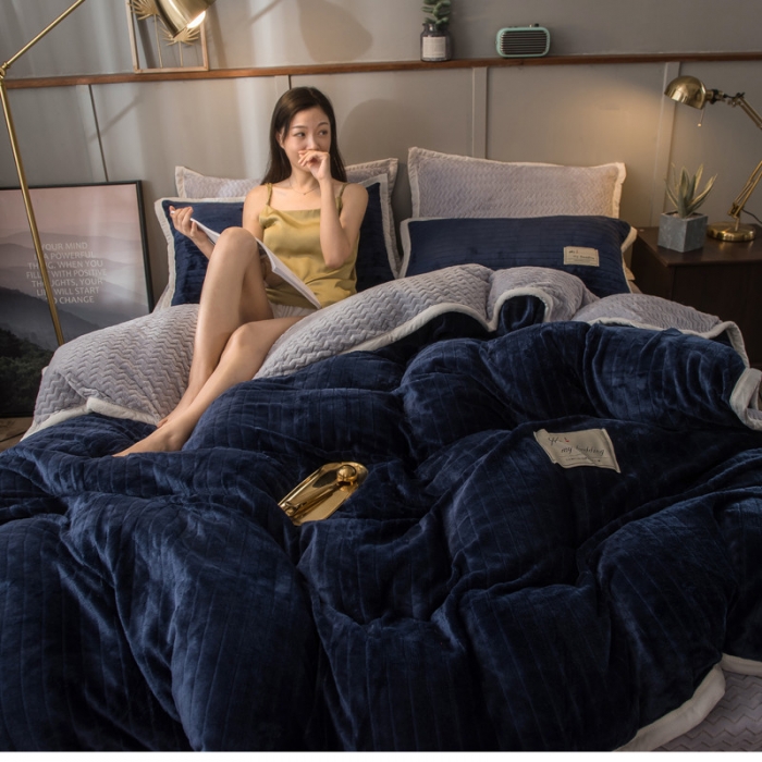 91家纺网 家纺一手货源 找家纺 欧冠 2019提花法莱绒加贝贝绒加厚四件套 蓝灰