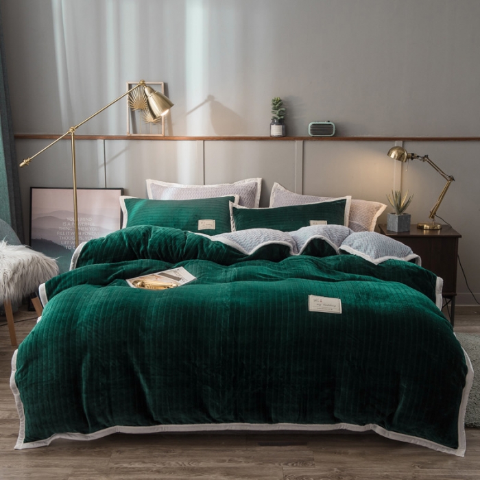 91家纺网 家纺一手货源 找家纺 欧冠 2019提花法莱绒加贝贝绒加厚四件套 墨绿灰