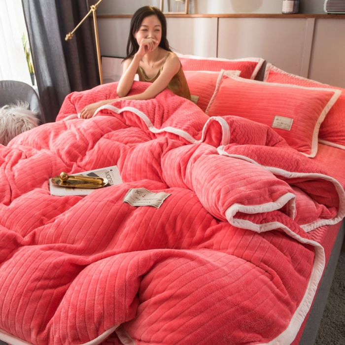 91家纺网 家纺一手货源 找家纺 欧冠 2019提花法莱绒加贝贝绒加厚四件套 西瓜红