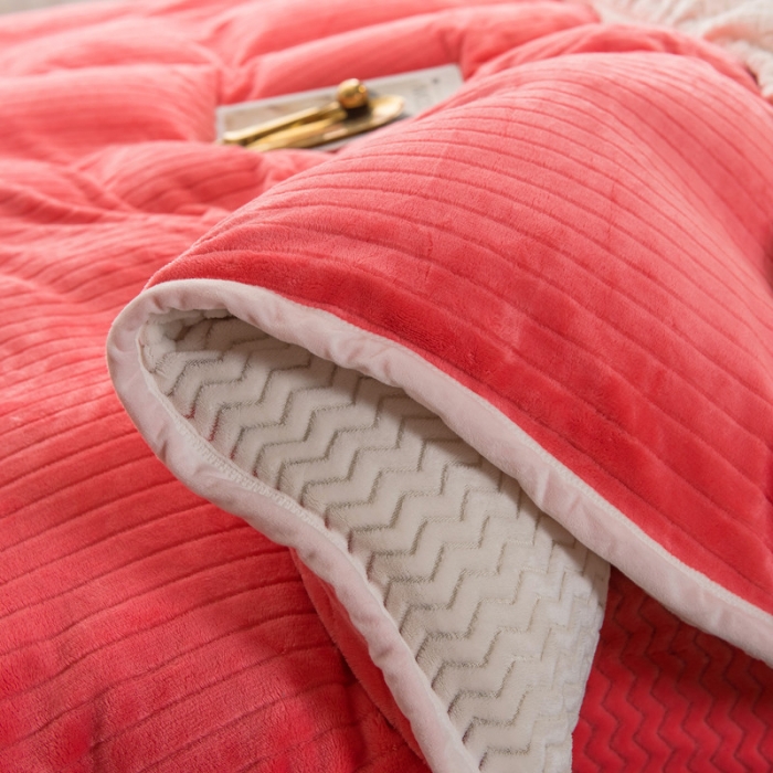 91家纺网 家纺一手货源 找家纺 欧冠 2019提花法莱绒加贝贝绒加厚四件套 西瓜红白