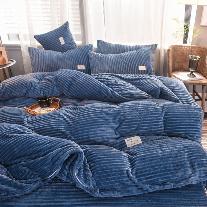 91家纺网 家纺一手货源 找家纺 欧冠 2019秋冬魔法绒暖绒系列四件套床单款 宝蓝