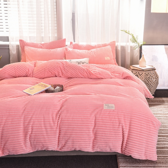 91家纺网 家纺一手货源 找家纺 欧冠 2019秋冬魔法绒暖绒系列四件套床单款 粉