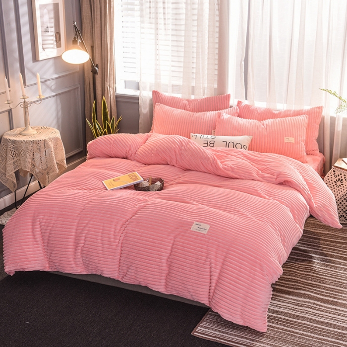 91家纺网 家纺一手货源 找家纺 欧冠 2019秋冬魔法绒暖绒系列四件套床单款 粉