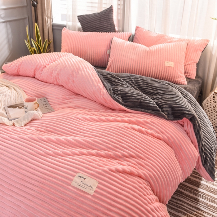 91家纺网 家纺一手货源 找家纺 欧冠 2019秋冬魔法绒暖绒系列四件套床单款 粉爱你