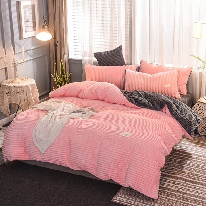 91家纺网 家纺一手货源 找家纺 欧冠 2019秋冬魔法绒暖绒系列四件套床单款 粉爱你