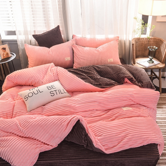 91家纺网 家纺一手货源 找家纺 欧冠 2019秋冬魔法绒暖绒系列四件套床单款 粉咖