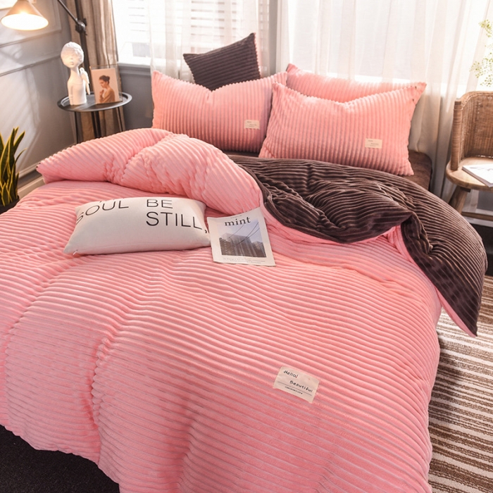 91家纺网 家纺一手货源 找家纺 欧冠 2019秋冬魔法绒暖绒系列四件套床单款 粉咖