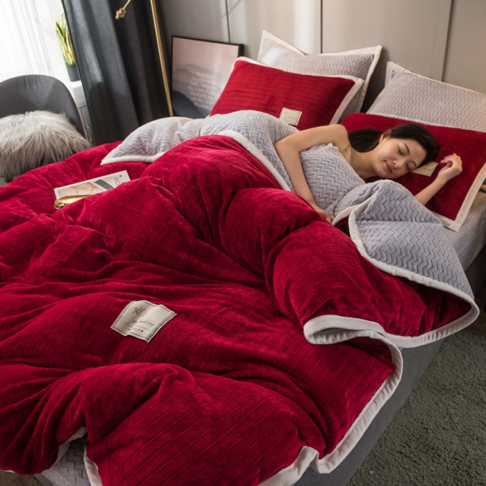 91家纺网 家纺一手货源 找家纺 欧冠 2019提花法莱绒加贝贝绒加厚四件套 喜庆红灰