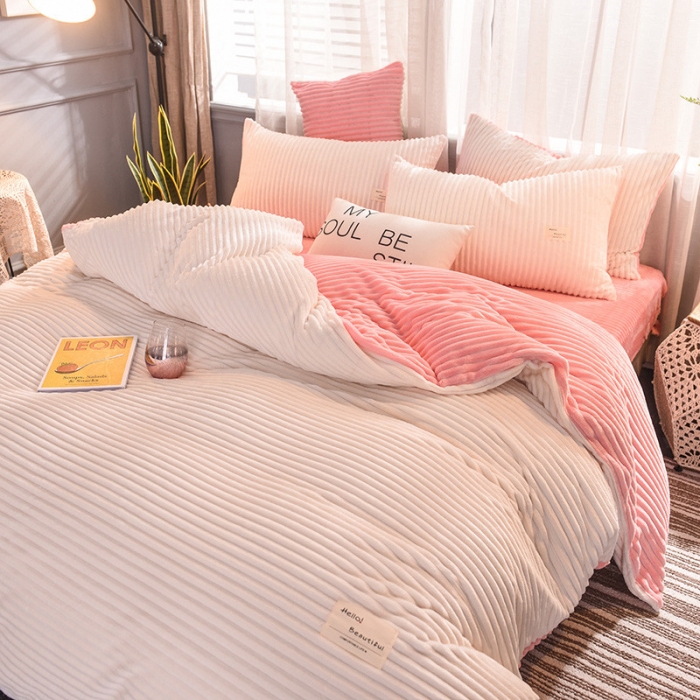 91家纺网 家纺一手货源 找家纺 欧冠 2019秋冬魔法绒暖绒系列四件套床单款 梨花粉