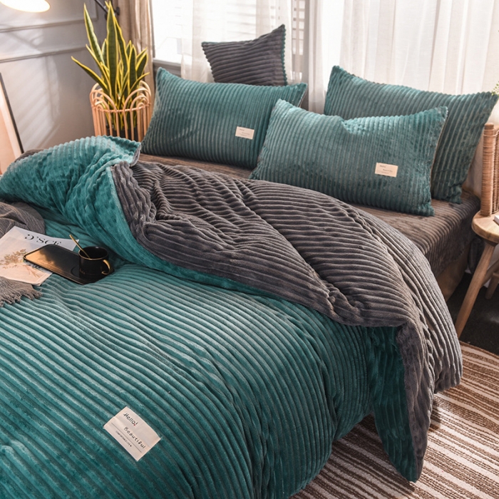 91家纺网 家纺一手货源 找家纺 欧冠 2019秋冬魔法绒暖绒系列四件套床单款 松石绿