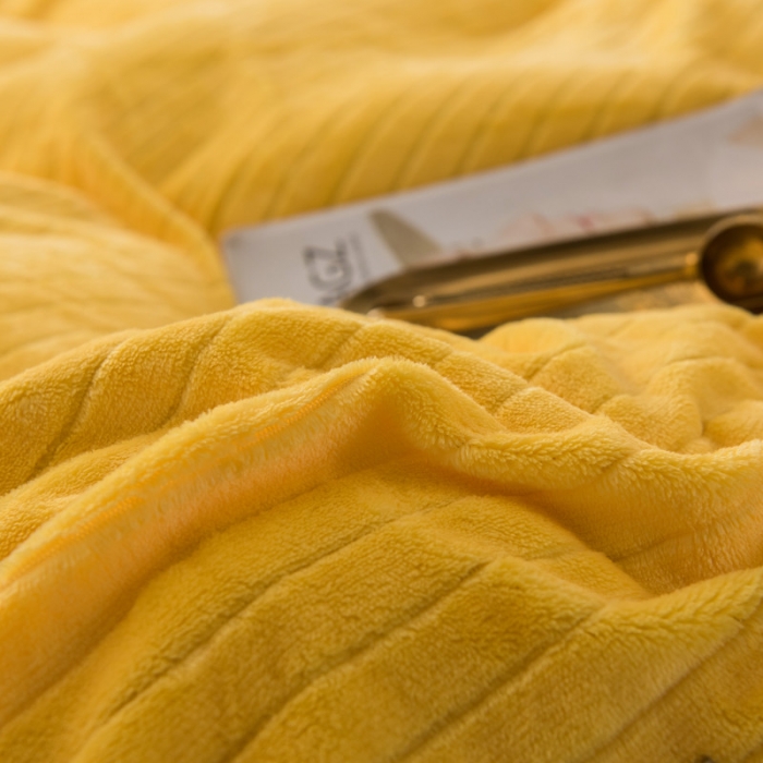 91家纺网 家纺一手货源 找家纺 （总）欧冠 2019提花法莱绒加贝贝绒加厚四件套