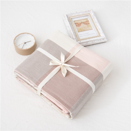 91家纺网 家纺一手货源 找家纺 玖弘家居 2018新款被套 粉大格