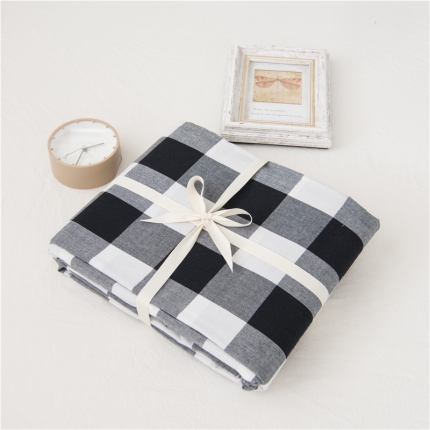 91家纺网 家纺一手货源 找家纺 玖弘家居 2018新款被套 黑中格