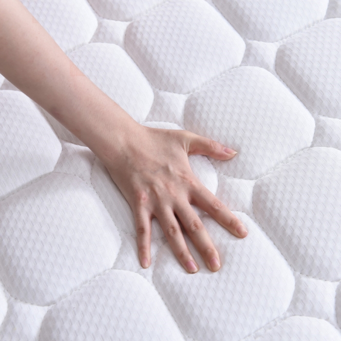 91家纺网 家纺一手货源 找家纺 顺丰包邮时奥家纺2019新款3E环保椰棕乳胶床垫场景二S26-1