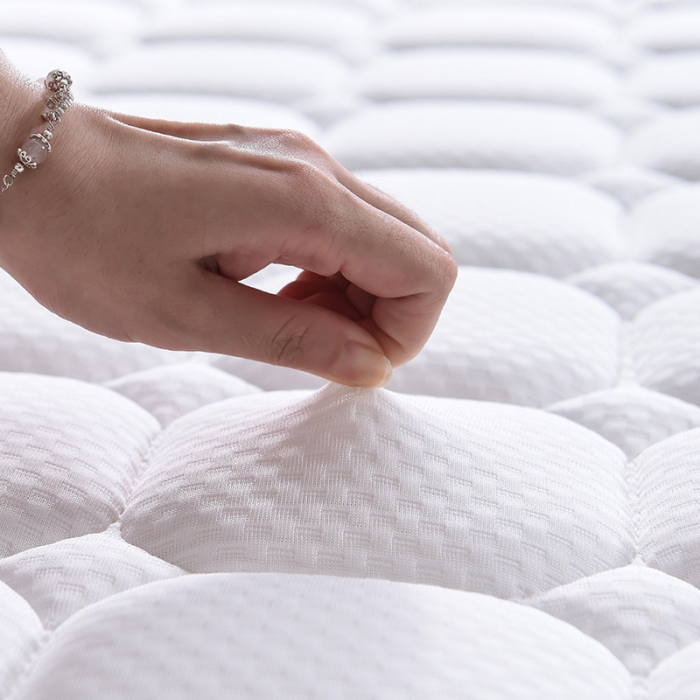 91家纺网 家纺一手货源 找家纺 顺丰包邮时奥家纺2019新款3E环保椰棕乳胶床垫场景二S26-1