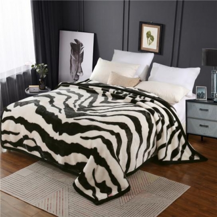 91家纺网 家纺一手货源 找家纺 宜派家纺 2019新款安哥拉毛毯9斤 时尚斑马