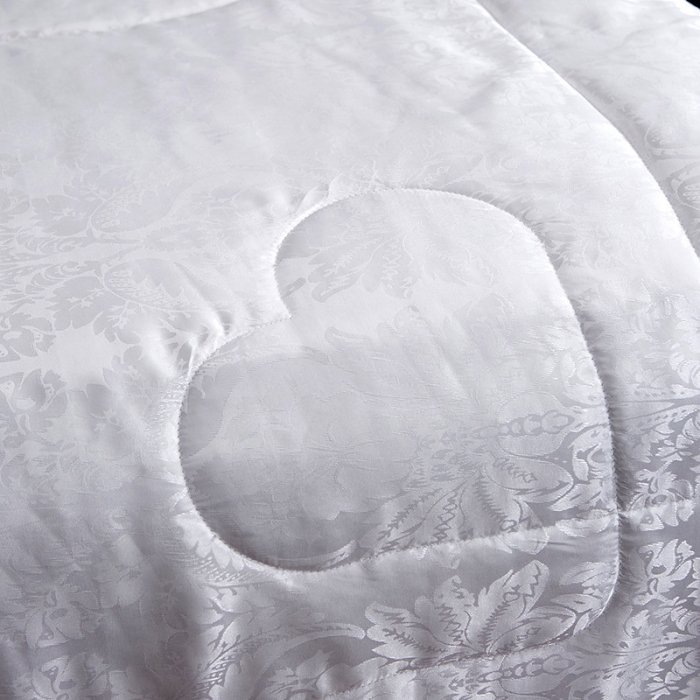 91家纺网 家纺一手货源 找家纺 百花王 蜘蛛花被印花冰丝被夏被 白色