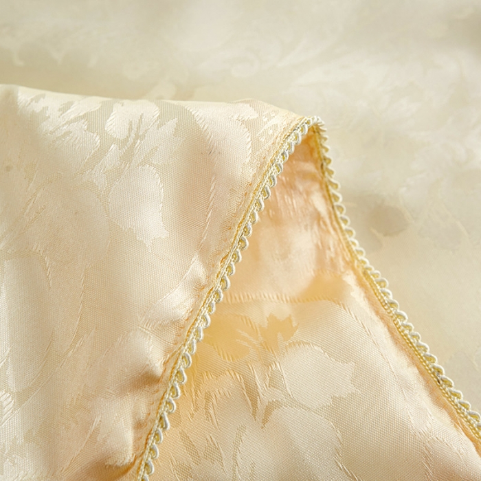 91家纺网 家纺一手货源 找家纺 百花王 蜘蛛花被印花冰丝被夏被 米黄色