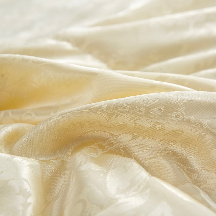 91家纺网 家纺一手货源 找家纺 百花王 蜘蛛花被印花冰丝被夏被 米黄色