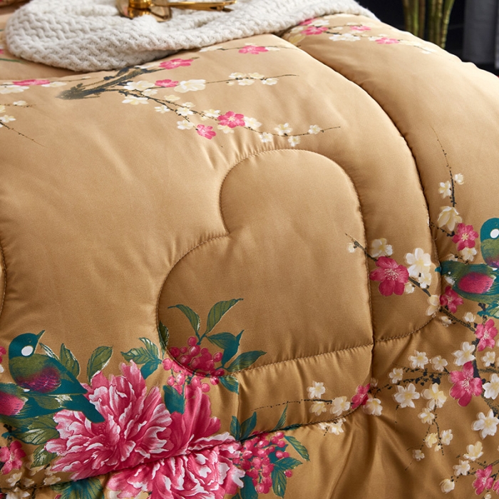 91家纺网 家纺一手货源 找家纺 百花王 蜘蛛花被印花冰丝被夏被 小鸟伊人