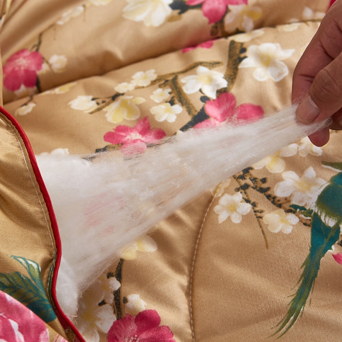 91家纺网 家纺一手货源 找家纺 百花王 蜘蛛花被印花冰丝被夏被 小鸟伊人