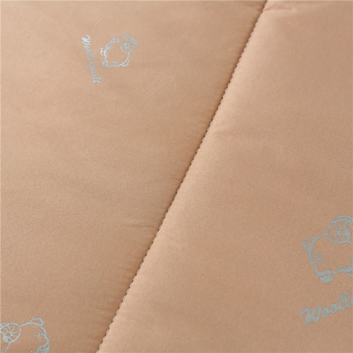 91家纺网 家纺一手货源 找家纺 小燕燕家纺 2021新款澳洲进口羊毛被 驼色