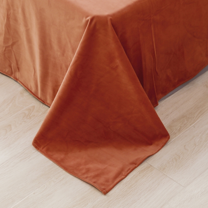 91家纺网 家纺一手货源 找家纺 爱缦 2019新款水晶绒丽丝绒绣花工艺款四件套 椰棕红