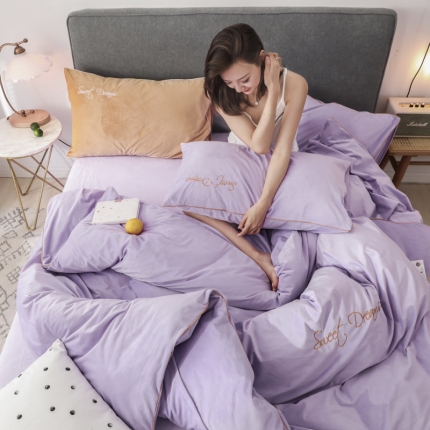 91家纺网 家纺一手货源 找家纺 （总）爱缦 2019新款水晶绒丽丝绒绣花工艺款四件套 床笠款