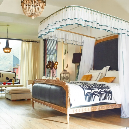 91家纺网 家纺一手货源 找家纺 新太阳  2022新款简单爱系列导轨款蚊帐 白绿