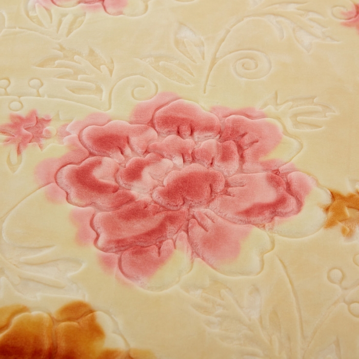 91家纺网 家纺一手货源 找家纺 尚品绵羊毛毯 2025新品美丽印象系列毛毯米黄色