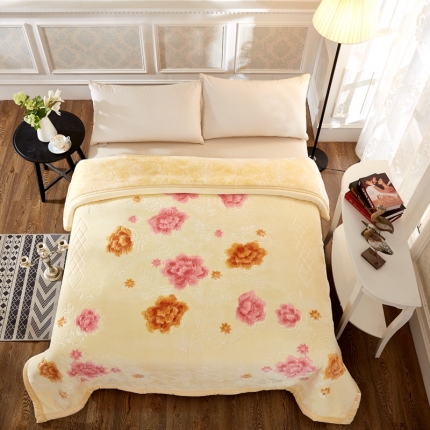 91家纺网 家纺一手货源 找家纺 尚品绵羊毛毯 2025新品美丽印象系列毛毯米黄色